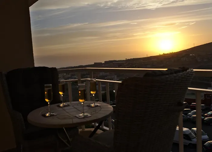 Atico Vista Mar Con Terraza Costa Adeje (Tenerife)